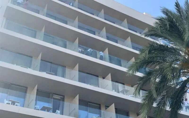 Un Marocain se jette du balcon d'un hôtel à Ibiza