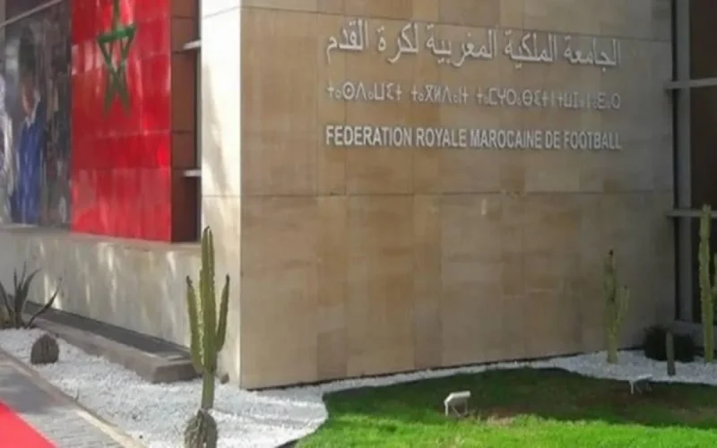 Le président d'un club marocain de football suspendu à vie pour chantage