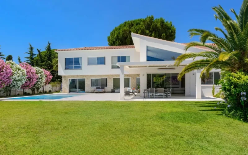 Maroc : des dettes réglées avec des villas cachées en France