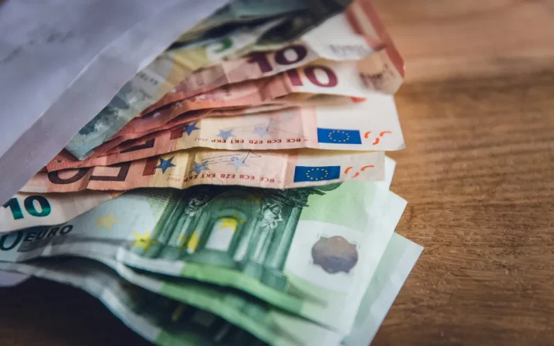 Le dirham monte face à l'euro