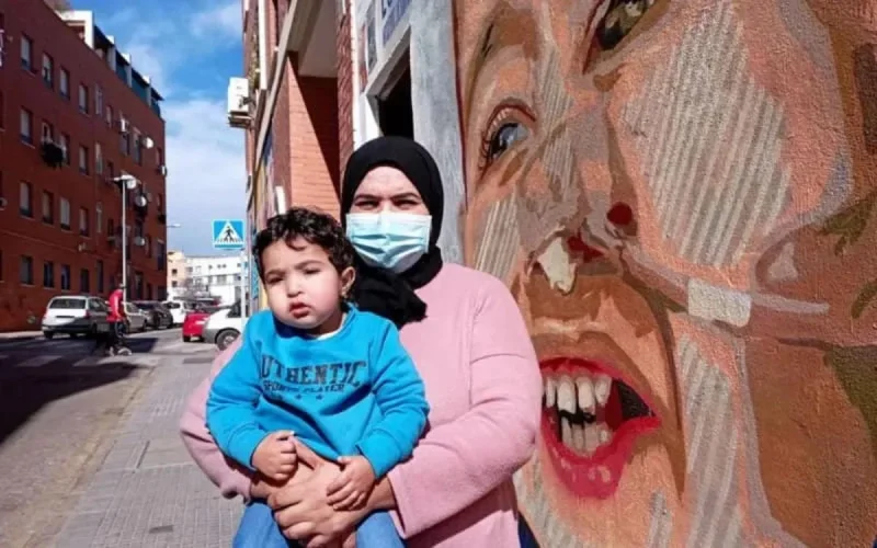 Grâce à la générosité des donateurs Ayoub et sa maman pourront se rendre au Maroc
