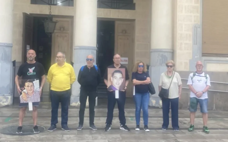 Mort d'Emin et Pisly : énième manifestation des parents et amis, désespérés 