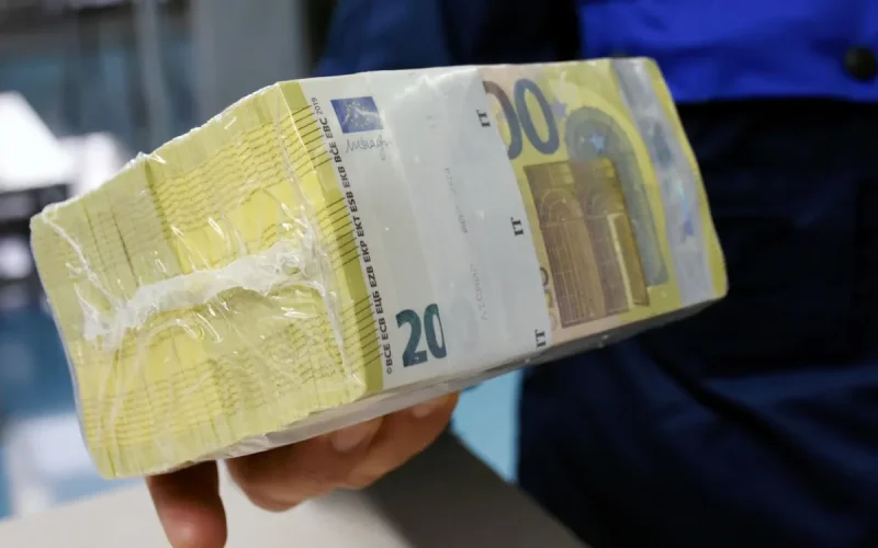 Maroc : une enquête ouverte sur des transferts « anormaux » depuis la France