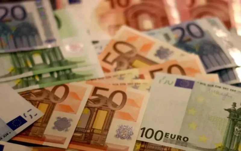 Les transferts des MRE frôlent les 80 milliards de dirhams