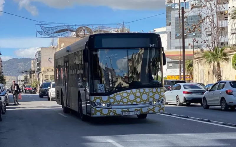 Washington déconseille les bus urbains au Maroc et juge la réponse de la police « inégale »