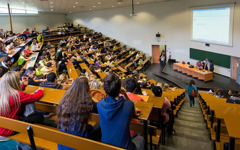 Fin du rêve français pour les étudiants marocains ?