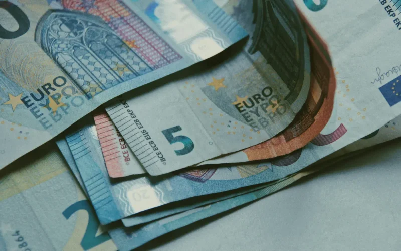 MRE : l'Europe complique les transferts vers le Maroc