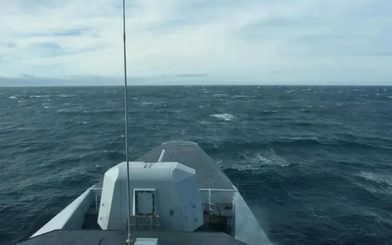 Exercices militaires : les marines française et marocaine dans le détroit de Gibraltar