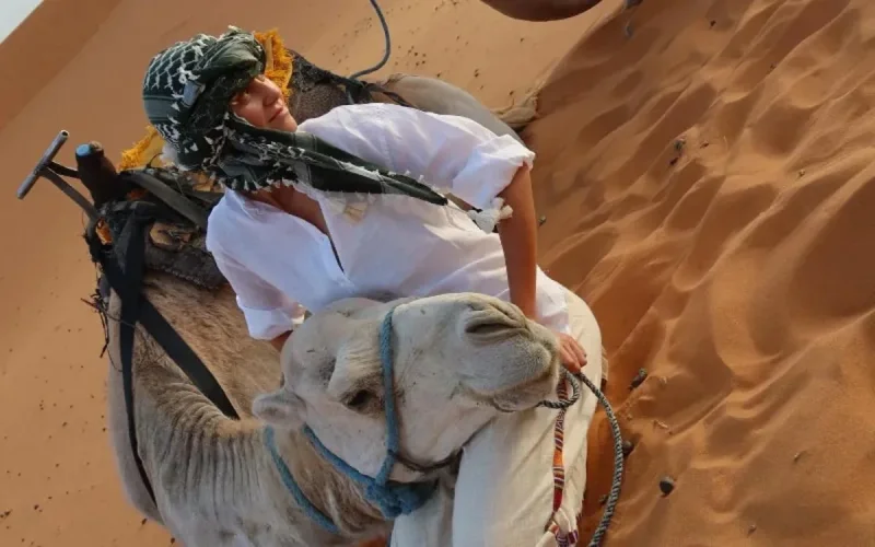 Une proche de la couronne espagnole émerveillée par Marrakech