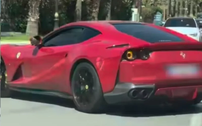 La Ferrari n'impressionne pas la police de Tanger
