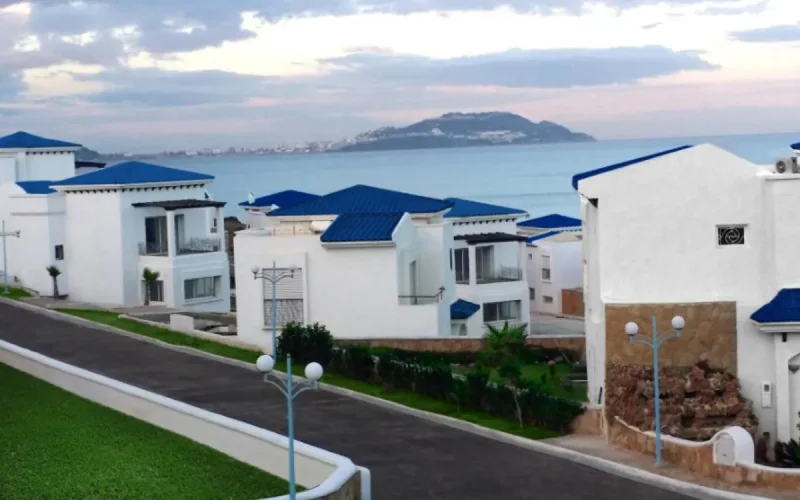 Maroc : les maisons et restaurants sur les plages démolies