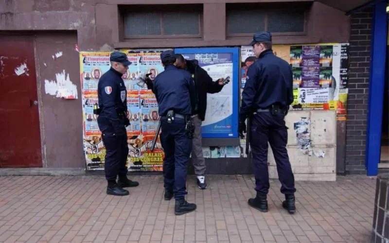 France : Une note de police ciblant les étrangers fait scandale
