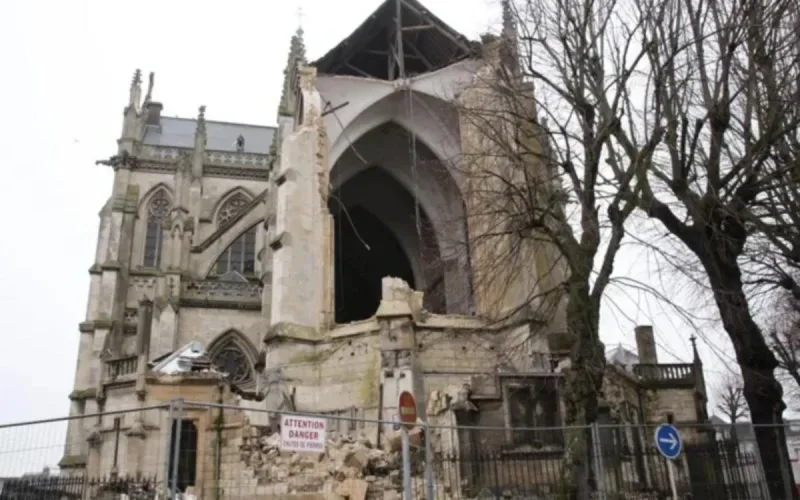 Églises et mosquées en France : démêler le vrai du faux