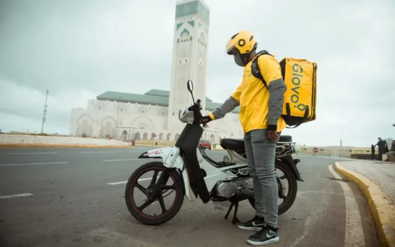 Glovo enlève le Sahara au Maroc, colère des employés