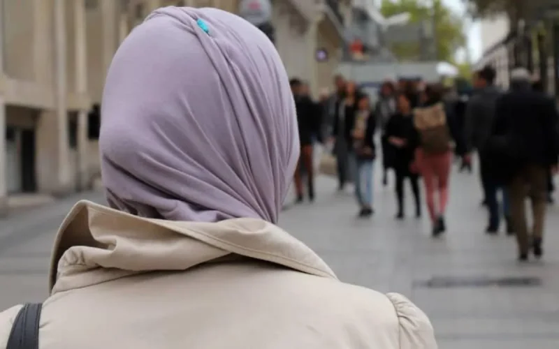 Le hijab, objet de discrimination dans le monde de l'emploi en Europe