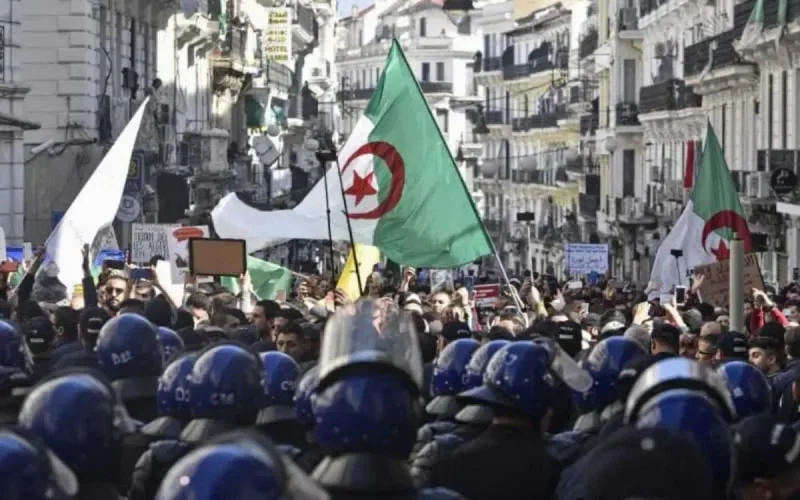 Algérie : un Marocain arrêté lors des manifestations du Hirak