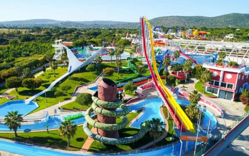 Les hôtels de l'Algarve (Portugal) en quête de main-d'œuvre marocaine