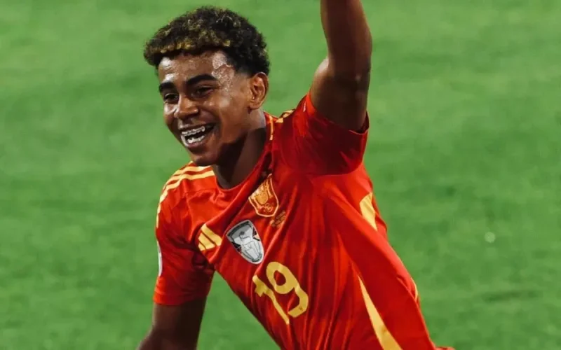 Lamine Yamal a laminé la France