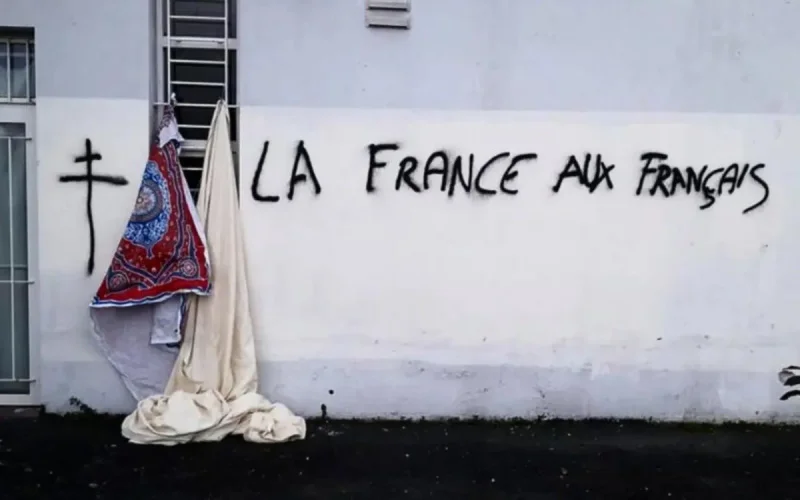 Exode des élites musulmanes : quand la France perd ses talents