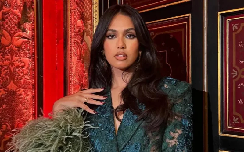 Manal Benchlikha critique Nora Fatehi pour plagiat de clip à Marrakech