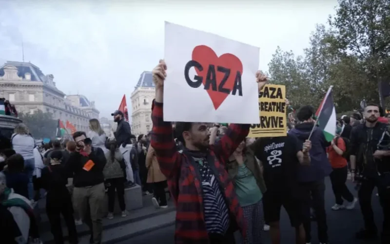 Les pro-Palestiniens font plier Gérald Darmanin