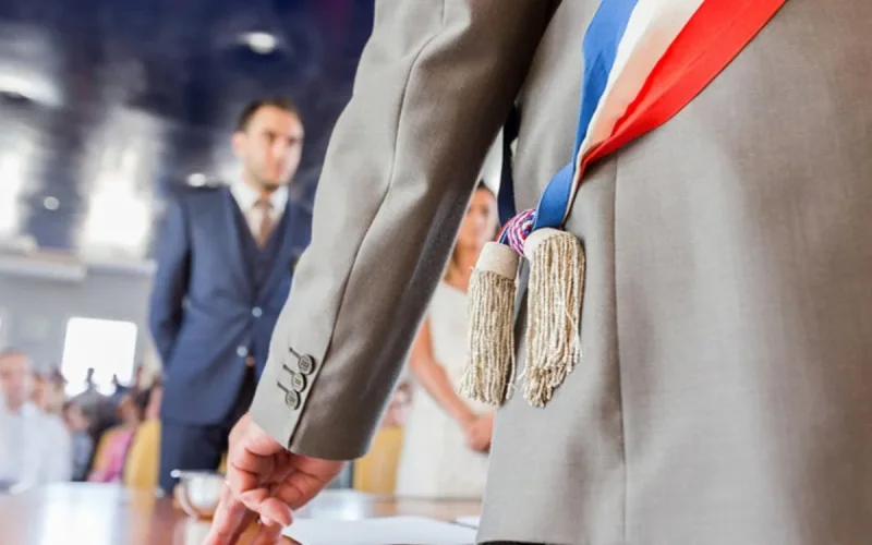 Entre racisme et préjugés, les mariages mixtes face aux mairies françaises