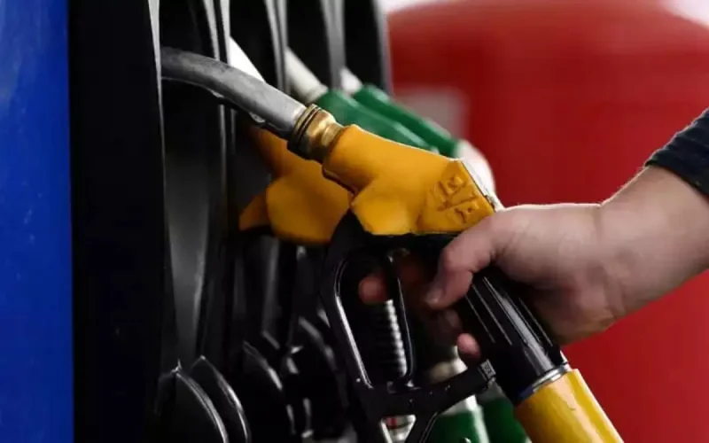 Carburants : bonne surprise à la pompe 