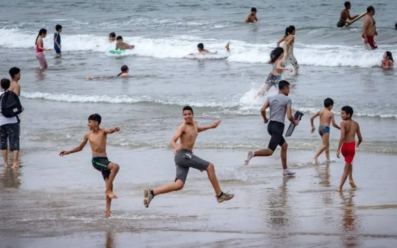 Maroc : un expert déconseille la levée définitive des restrictions