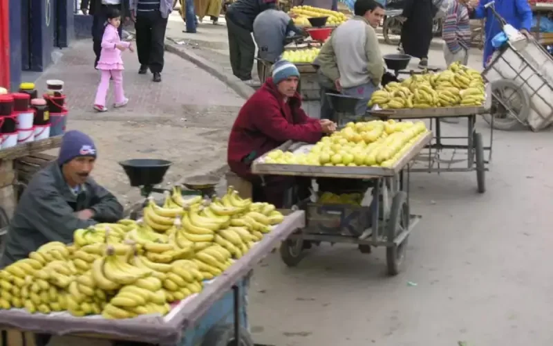Le Maroc face au casse-tête des vendeurs ambulants