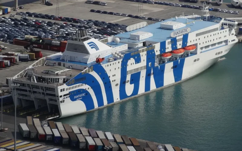 Un MRE arrêté avec 172 000 euros en cash et lingots