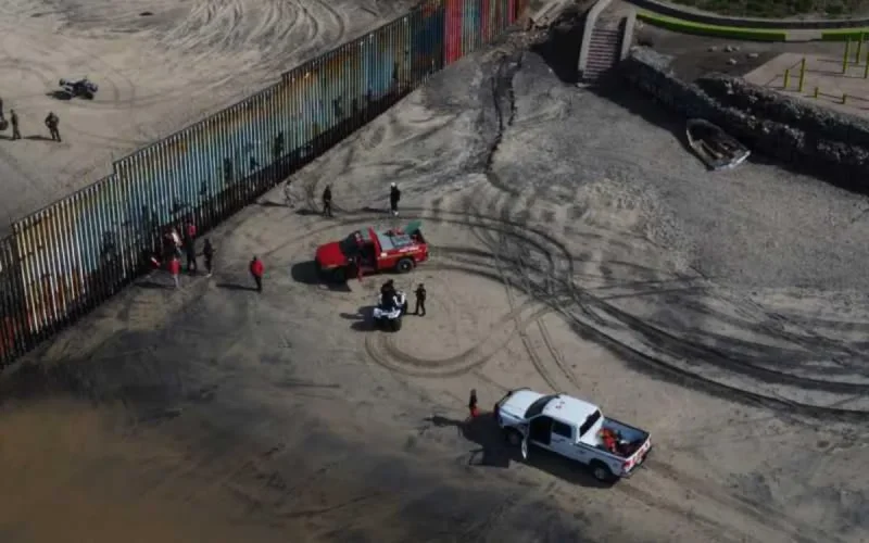 Un Marocain secouru après avoir nagé jusqu'aux États-Unis depuis le Mexique