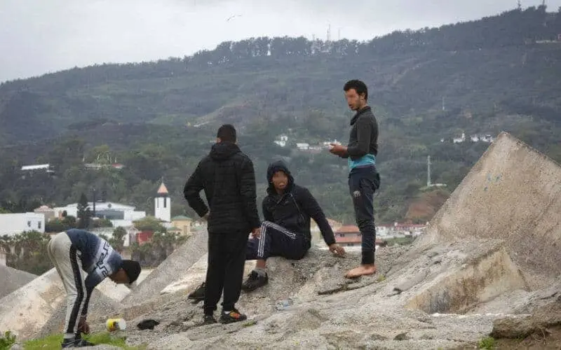 Sept jeunes marocains sur 10 veulent émigrer en Europe 