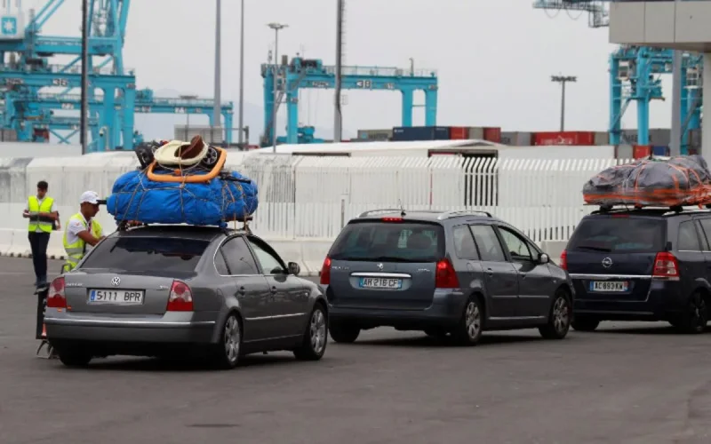 Bateau et avion : la flambée des prix des billets provoque l'indignation des MRE