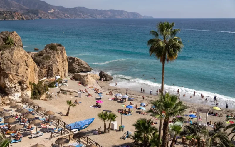 Les vacances des Marocains se divisent désormais en deux marchés