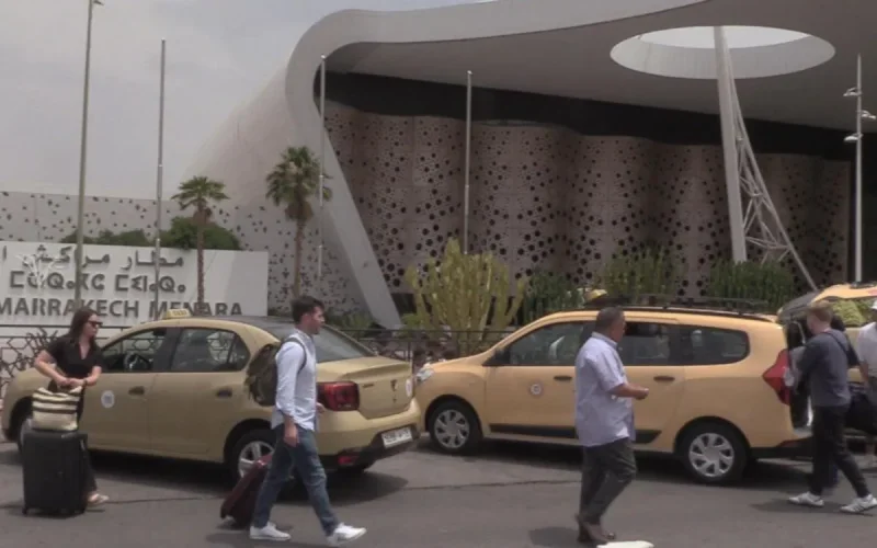 Arnaque à Marrakech : une touriste étrangère escroquée par un chauffeur de taxi