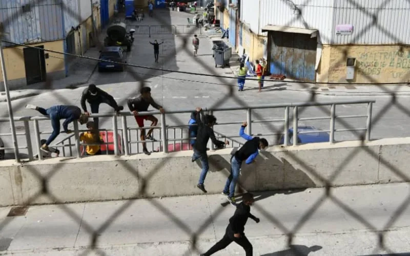 Espagne : le Médiateur va étudier le cas des mineurs rapatriés au Maroc 