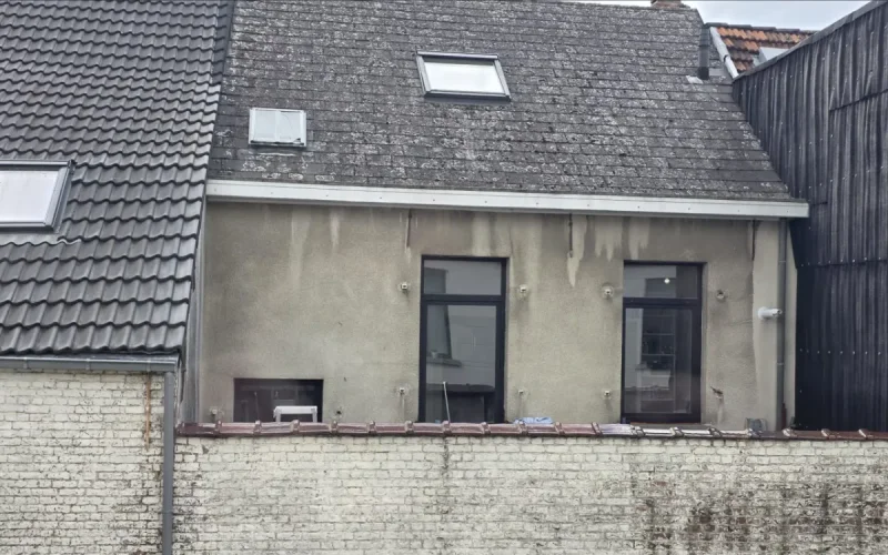 La police ramène Hamza, 7 ans, chez lui : quelques heures plus tard, il est mort