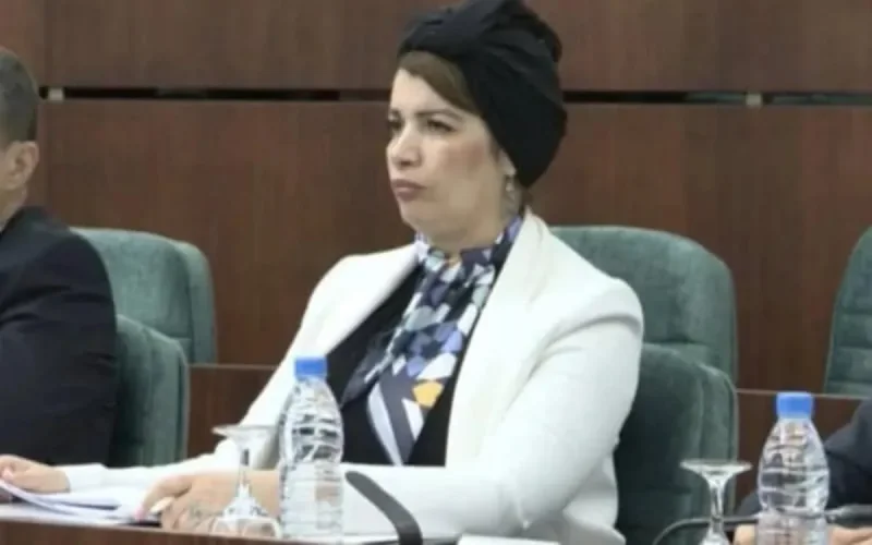 Nouveau maillot des Fennecs : après Adidas, l'Algérie répond au Maroc