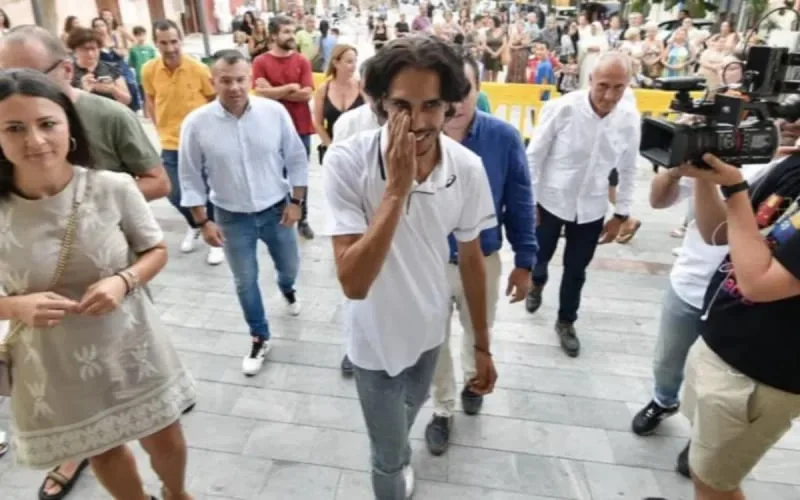 Mohamed Katir célébré à son retour à Mula (Murcie)