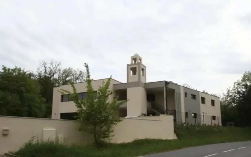 La mosquée d'Auch (Gers) recouverte de tags racistes