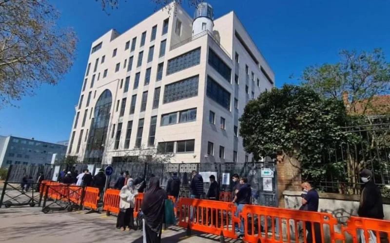 « Nous brûlerons vos mosquées » : une enquête ouverte à Nanterre 
