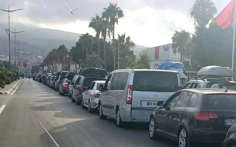 Opération retour des MRE : chaos et frustration