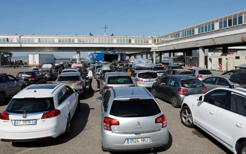 Voiture de location au Maroc : les documents à présenter à la douane