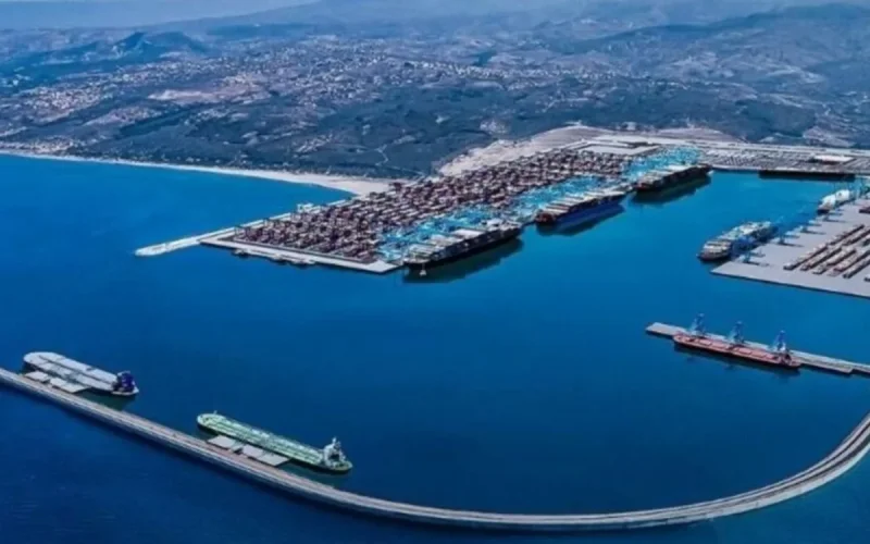 GNL au Maroc : le projet de gazoduc stratégique mis en pause