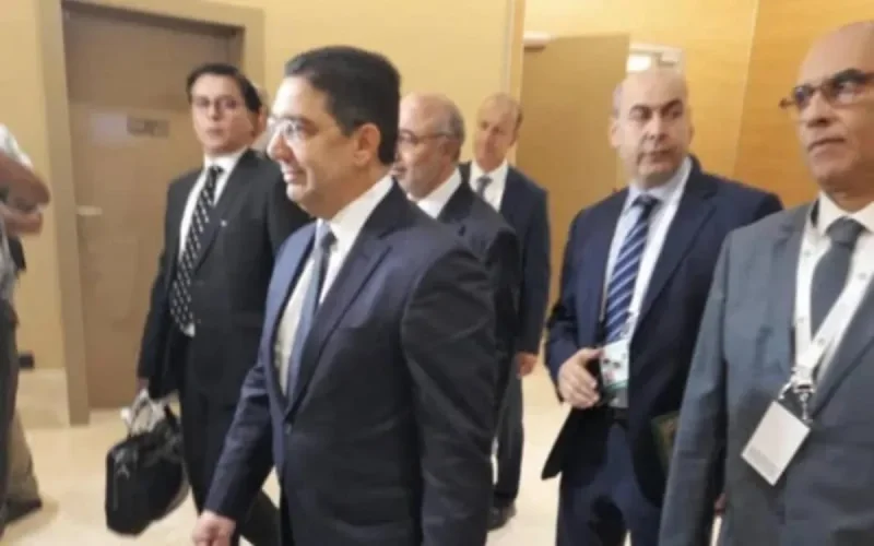 Sommet arabe : Nasser Bourita en Algérie