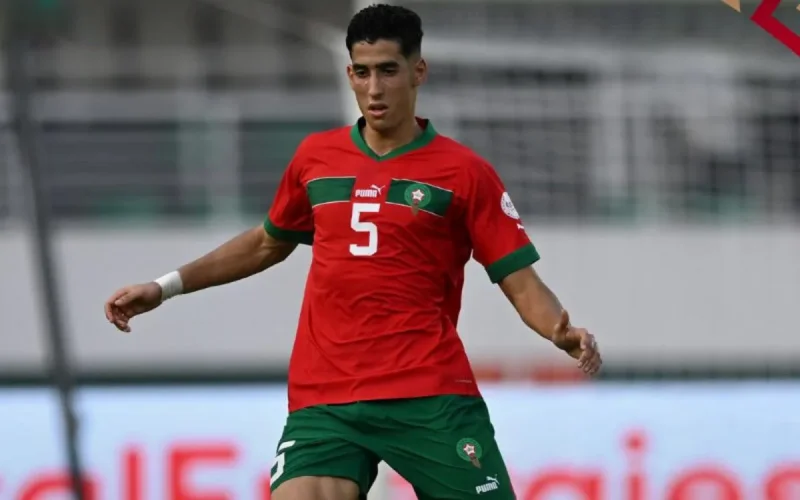 Nayef Aguerd prend la défense de coach Regragui