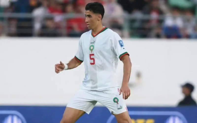 Deux clubs se battent pour Nayef Aguerd 