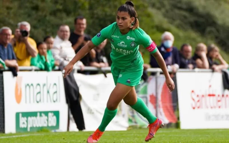 Saint-Etienne digère mal le départ de Nesryne El Chad