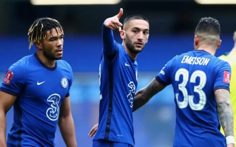 Newcastle fait les yeux doux à Hakim Ziyech 