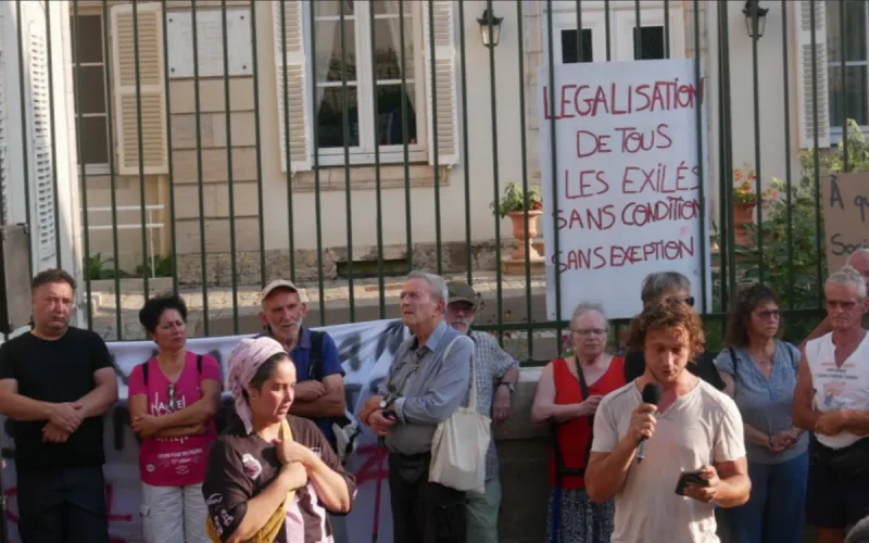 La France devait expulser cette Marocaine dans quelques jours, le préfet suspend finalement son départ